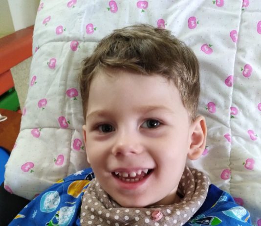 Артёму Герасимову срочно нужна помощь!